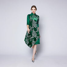 Load image into Gallery viewer, Meng Yao Velvet Dress