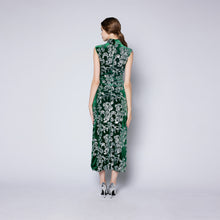 Load image into Gallery viewer, Meng Yao Velvet Maxi Qipao