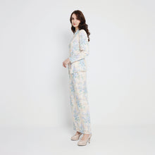 Load image into Gallery viewer, Sara Eyelet Kurung