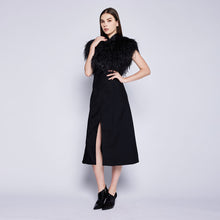 Load image into Gallery viewer, Feather Cape