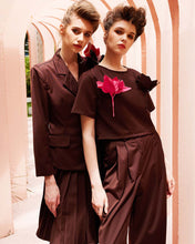 Load image into Gallery viewer, 3D Floral Crop Top