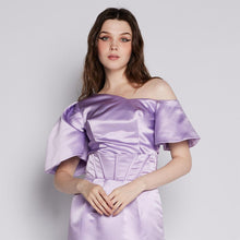 Load image into Gallery viewer, Half-Sleeve Crop Top