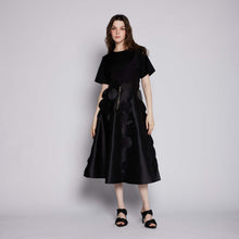 Load image into Gallery viewer, 3D Floral Crop Top