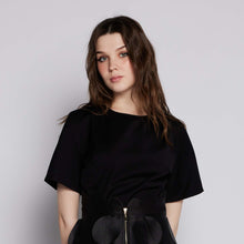 Load image into Gallery viewer, 3D Floral Crop Top