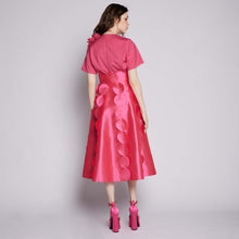 Load image into Gallery viewer, 3D Floral Crop Top