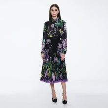 Load image into Gallery viewer, Printed Pleated Skirt