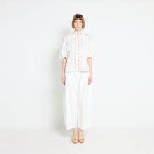 Load image into Gallery viewer, BALLOON SLV SCALLOP BLOUSE