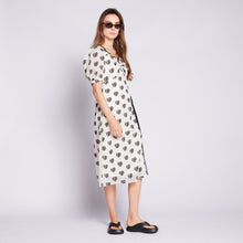 Load image into Gallery viewer, MAG Love Dress