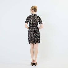 Load image into Gallery viewer, 霏妍 Feiyan Lace Qipao