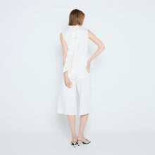 Load image into Gallery viewer, SLEEVELESS LACE TOP