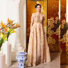 Load image into Gallery viewer, Linsy Embroidered Qipao