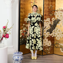 Load image into Gallery viewer, Li Yi Tangling Cape