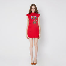 Load image into Gallery viewer, Mei Xiang Embellished Qipao