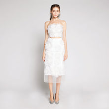 Load image into Gallery viewer, Embroidered Patch Skirt