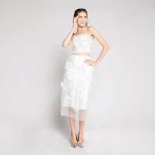 Load image into Gallery viewer, Embroidered Patch Skirt