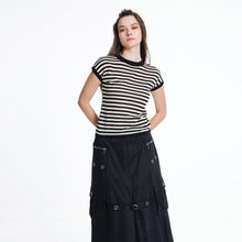 Load image into Gallery viewer, Round Knit Top