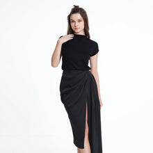 Load image into Gallery viewer, Round Knit Top