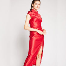 Load image into Gallery viewer, Crystal Pleated Qipao