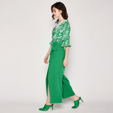 Load image into Gallery viewer, Printed Lace Collar Blouse