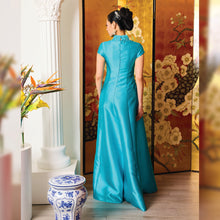 Load image into Gallery viewer, Crystal Qipao Dress