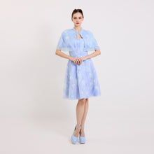 Load image into Gallery viewer, Ariana Cape