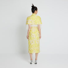 Load image into Gallery viewer, Xue Ke Tassel Cape