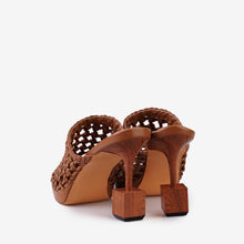 Load image into Gallery viewer, LEWRE MAGRE HEELS