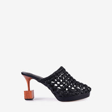 Load image into Gallery viewer, LEWRE MAGRE HEELS