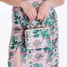 Load image into Gallery viewer, Chun Chun Clutch Bag