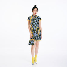 Load image into Gallery viewer, Yuan Yuan Clutch Bag
