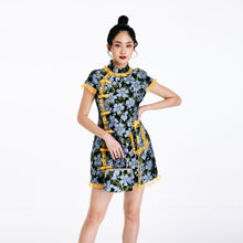 Load image into Gallery viewer, Yuan Yuan Clutch Bag