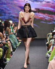 Load image into Gallery viewer, LOOK 2