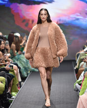 Load image into Gallery viewer, LOOK 3