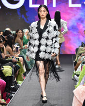 Load image into Gallery viewer, LOOK 19