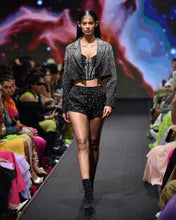 Load image into Gallery viewer, LOOK 24