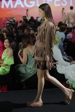 Load image into Gallery viewer, LOOK 10