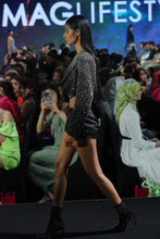 Load image into Gallery viewer, LOOK 24