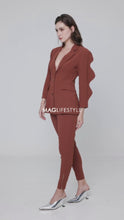 Load and play video in Gallery viewer, Scallop Sleeves Jacket
