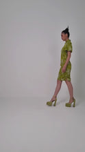 Load and play video in Gallery viewer, Wan Jun Puff Slv Qipao