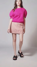 Load and play video in Gallery viewer, Round Sleeve Top