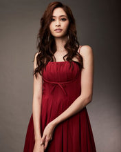 Load image into Gallery viewer, Charlyn Flair Gown