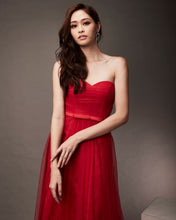 Load image into Gallery viewer, Lace Tube Gown