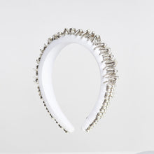 Load image into Gallery viewer, Pearl Beaded Headband