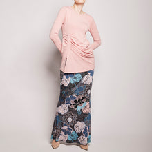 Load image into Gallery viewer, Lily Kurung