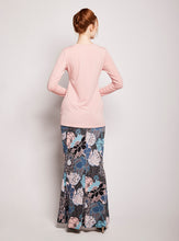 Load image into Gallery viewer, Lily Kurung