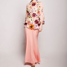 Load image into Gallery viewer, Aatiya Floral Embroidered Kurung