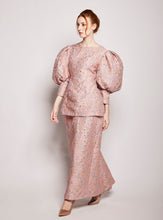 Load image into Gallery viewer, Aeni Brocade Puff Sleeve Kurung
