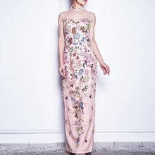 Load image into Gallery viewer, Long Embroidered Beaded Qipao