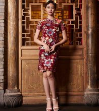Load image into Gallery viewer, Rú Huā Floral Applique Dress