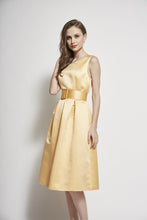 Load image into Gallery viewer, Selah Skater Midi Dress